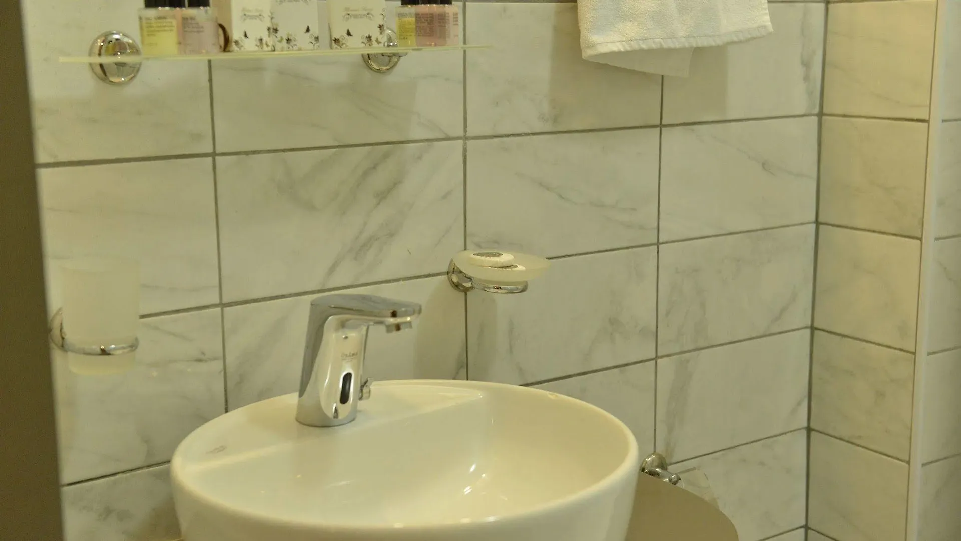 Turkeli Otel Istanbul Turkey